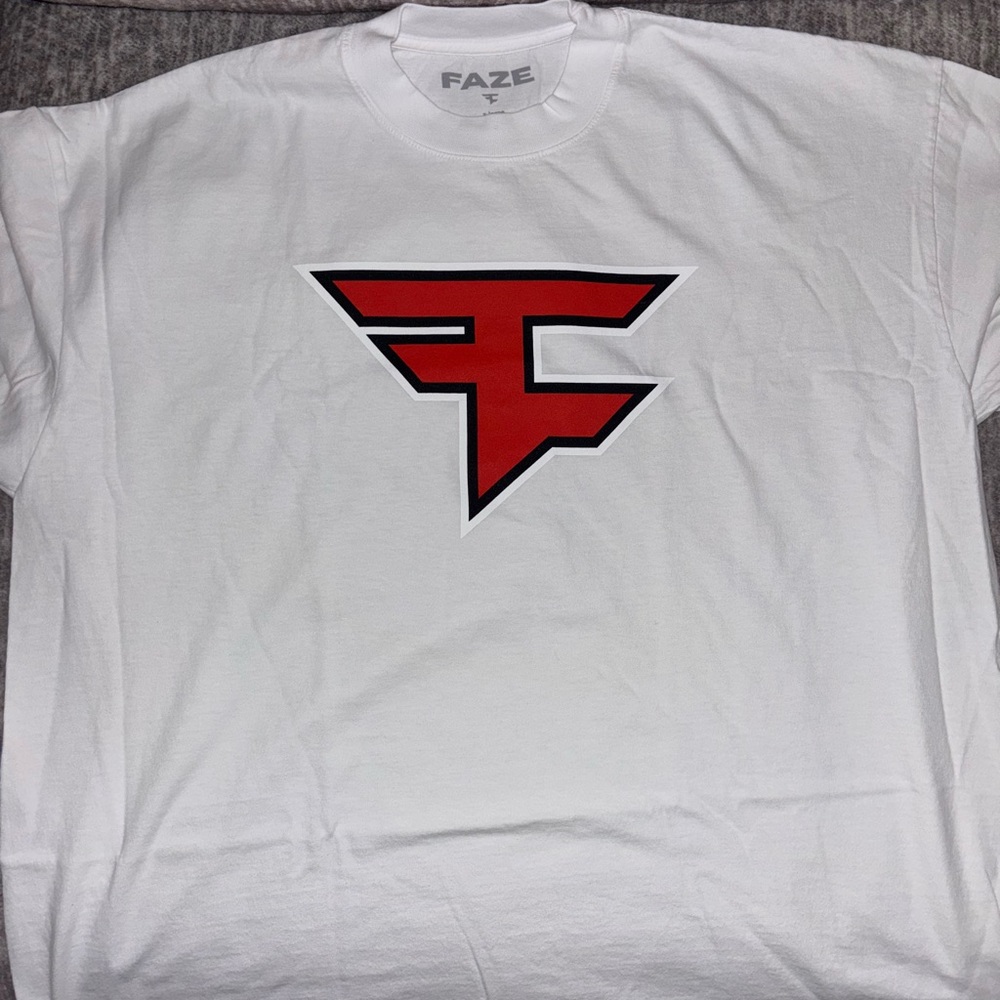 Size - XL FAZE White T-Shirt with Red Logo